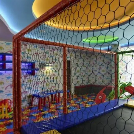 5* Apartments Crown City דירה *