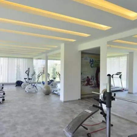 5* Apartments Crown City אבסלאר
