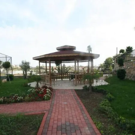 דירה 5* Apartments Crown City