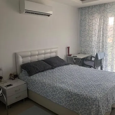 5* Apartments Crown City דירה *